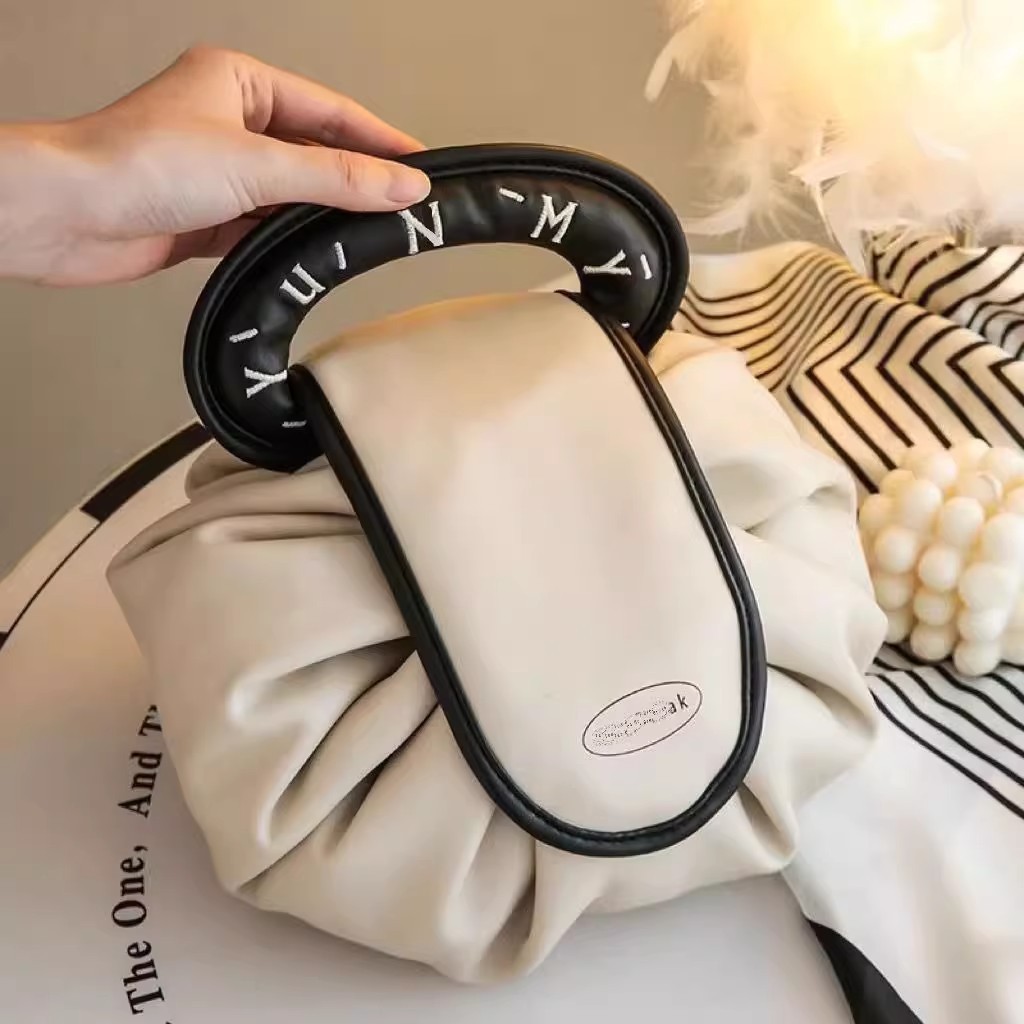 Lazy Cosmetic Bag Women's 2024 - огляд і ціна Tile Bag Drawstring