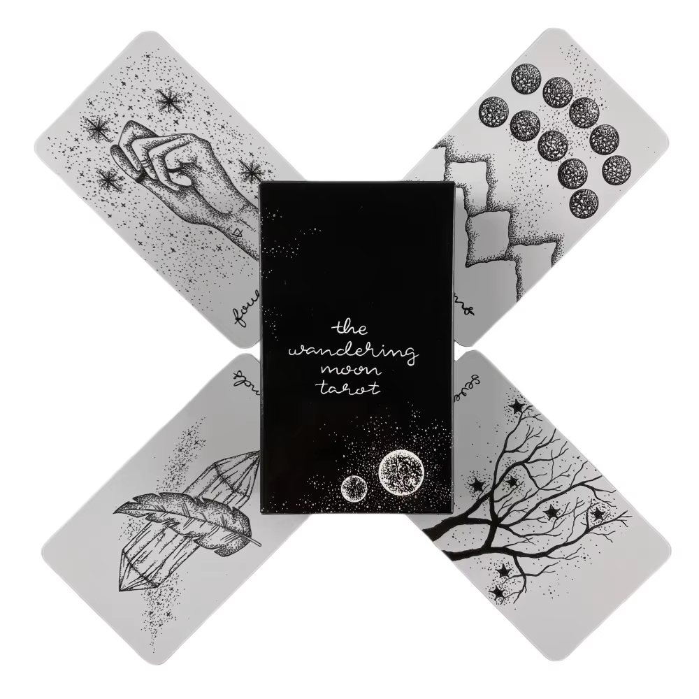 The Wandering Moon Tarot Decks - огляд і ціна Board Game Quantum
