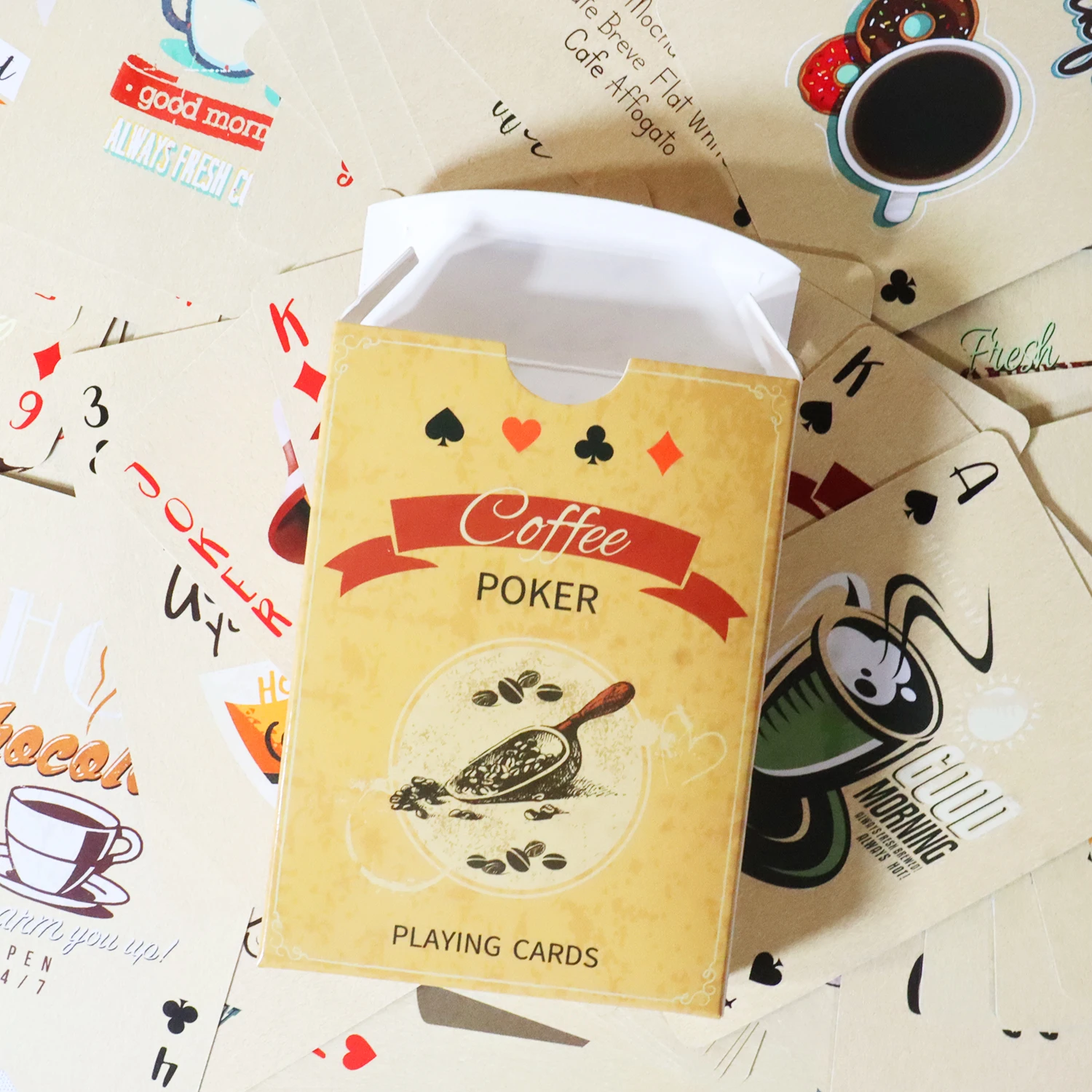 Coffee Paper Playing Cards Vin - огляд і ціна Board Game Yearbook