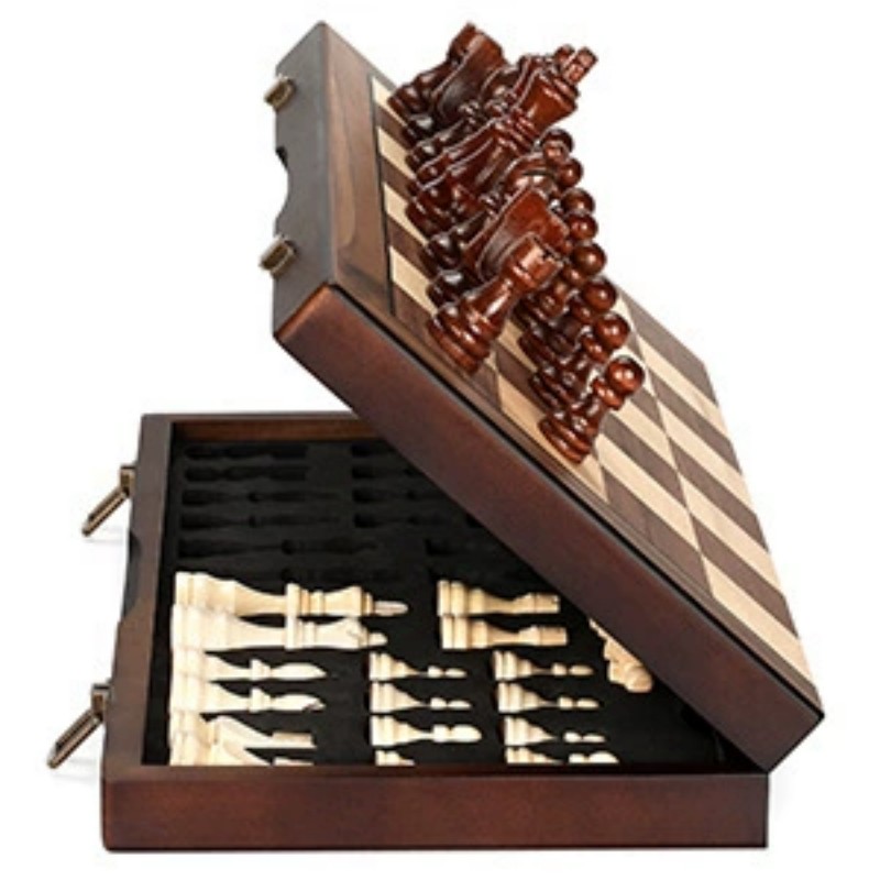 Wooden Magnetic Chess Set for  - огляд і ціна Board Game Yearbook